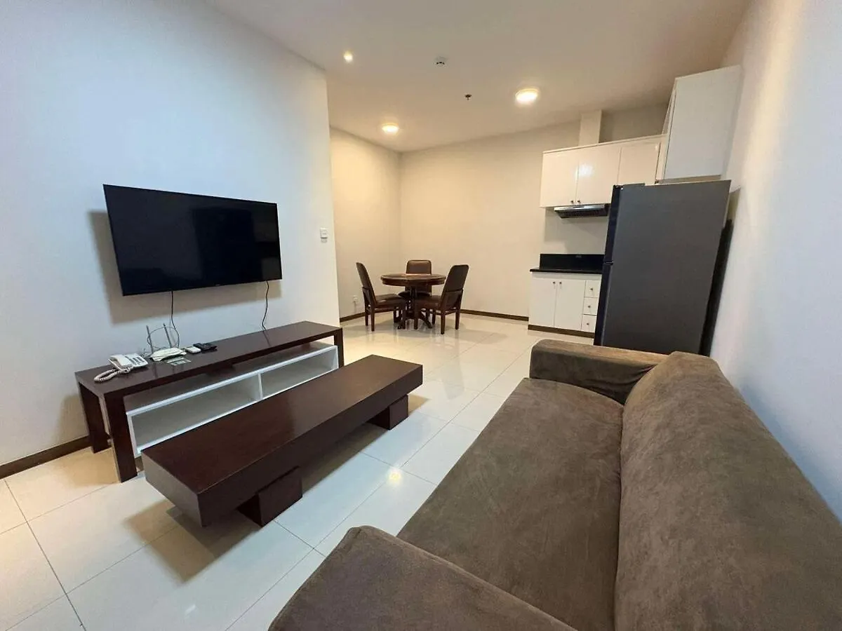 Sheryll Escapes - La Grande Poolside 1 Bedroom With Bathtub, Wifi & Netflix Ángeles Apartamento