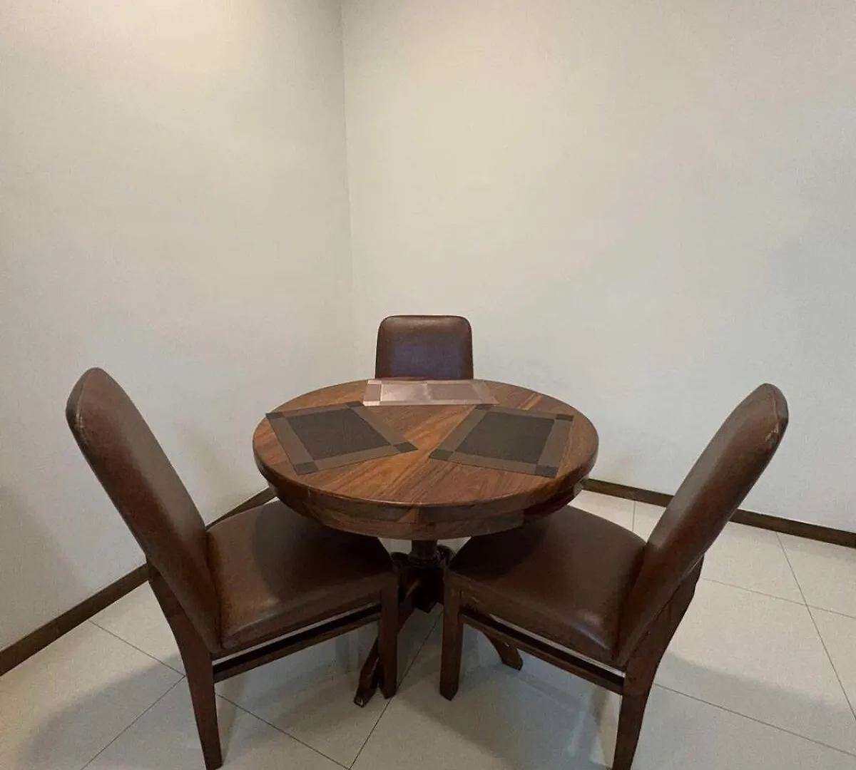 Apartamento Sheryll Escapes - La Grande Poolside 1 Bedroom With Bathtub, Wifi & Netflix Ángeles